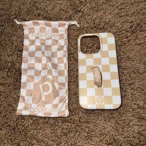 Loopy Case Beige and White Checkered iPhone Case with Loop Grip iPhone 15 PRO
